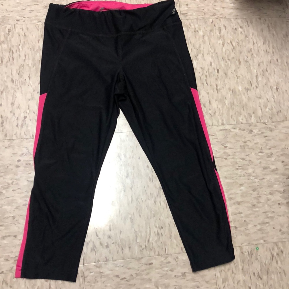 Cropped Exercise Leggings